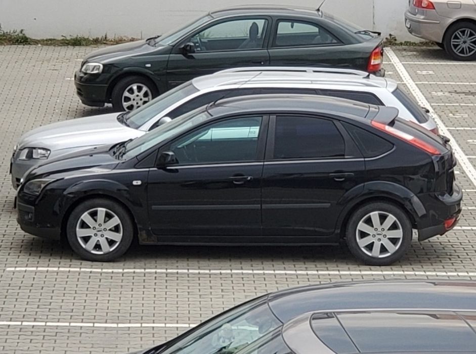 Ford Focus 2 Hatchback 2006 1.6 TDCi 90 CP (Fara DPF din fabrica) Pilot automat, AC, jante aliaj, 270k km reali