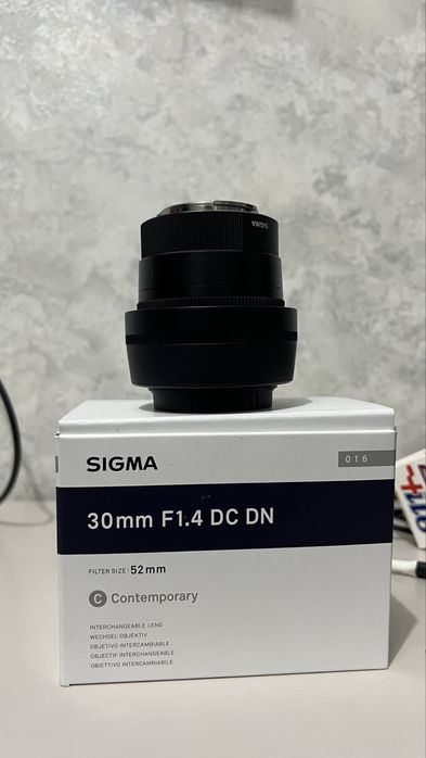 Sigma 30 mm 1,4/Сигма 30 мм 1.4