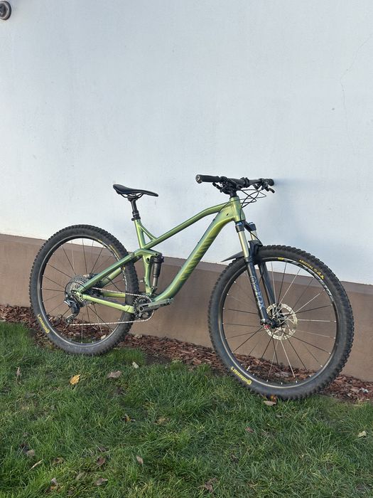 Canyon Nerve AL 7.9 Fully (рамка М/L, 29”) Планинско колело мекица