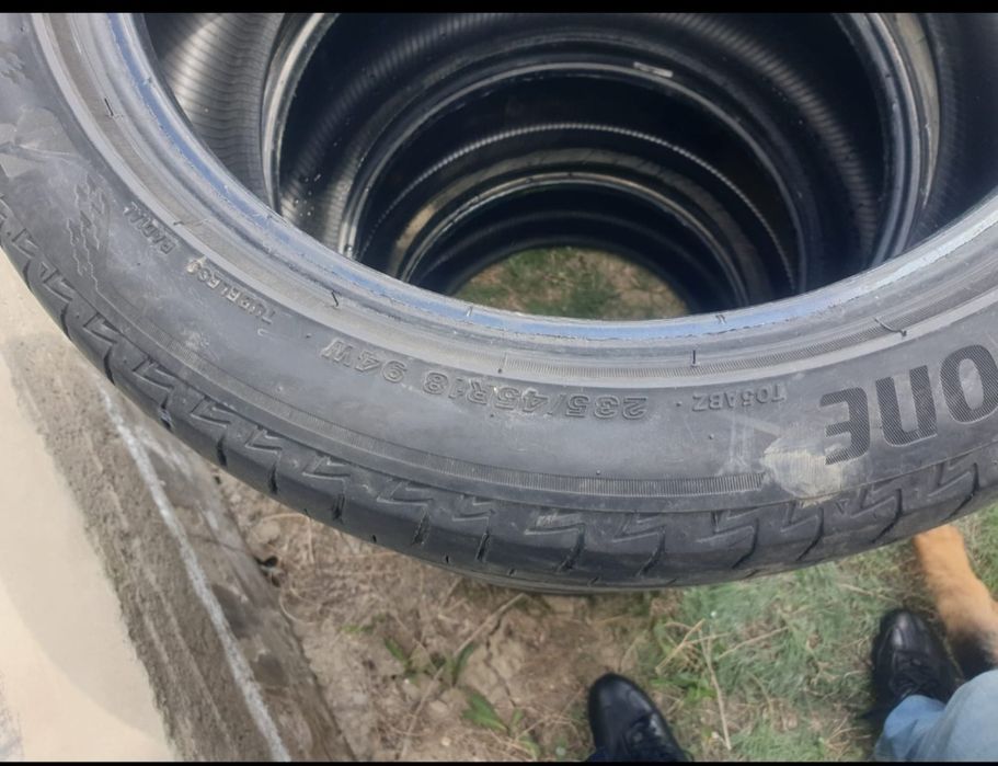 Шины 235/45R18 BRIDGESTONE