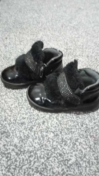 Ghetuțe îmblănite pentru fetite 24