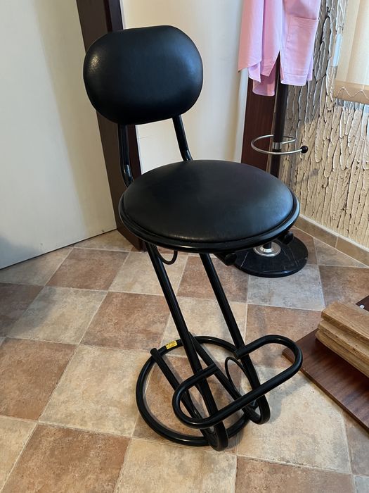 Тръбна мебел Кушетка и бар стол