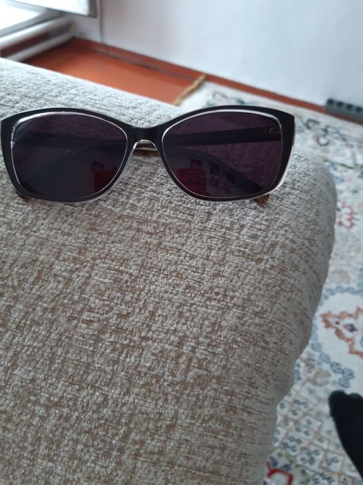 Продаю  солнцезащитные очки