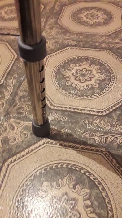 Продам новые ходунки 300 тыс,номер