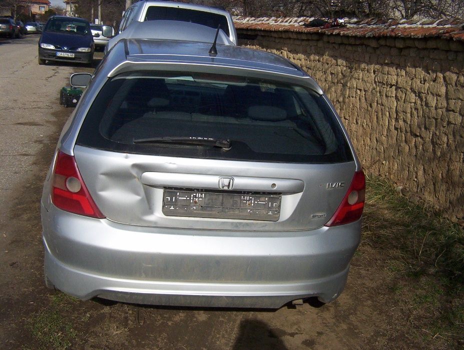 Продавам Honda Civic 1.6/Хонда Сивик на части.