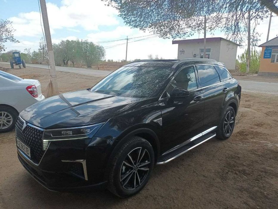 Гибридный автомобиль NISSAN & DONGFENG Venucia Star