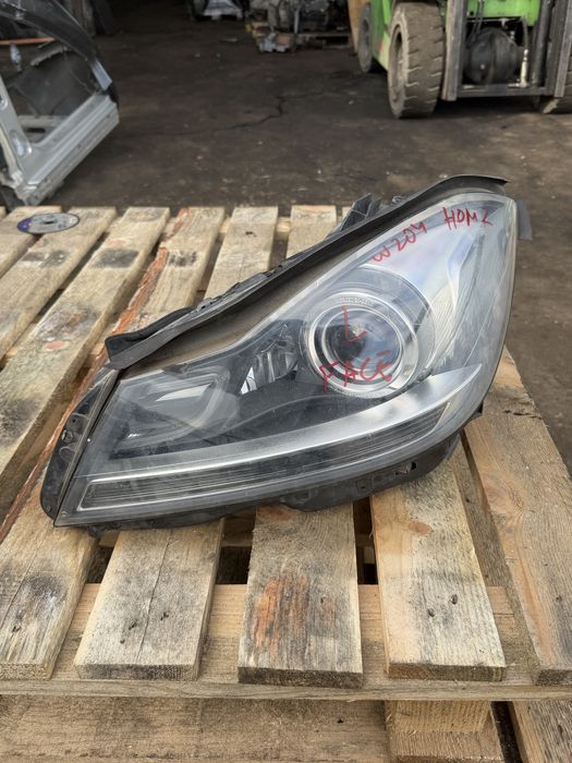 LED фар Ляв Mercedes W204 C Class Facelift Ксенон с забележка ном 2