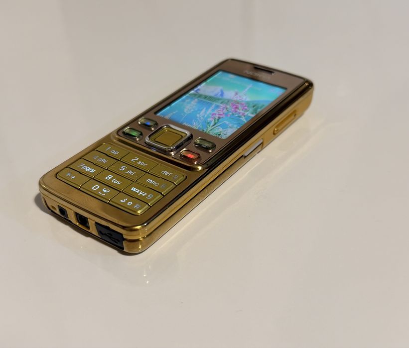 Telefon Nokia 6300 Auriu, carcasă metalică, funcțional