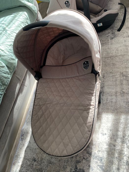 Бебешка количка 3 в 1 Kikkaa Boo Vicenza