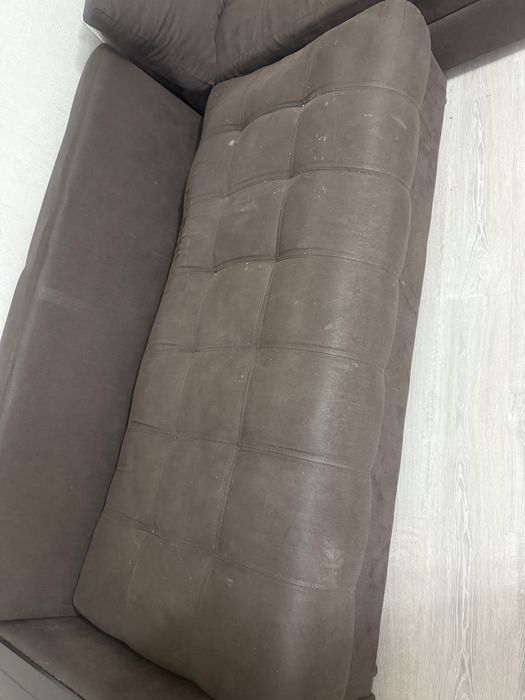 продам диван для гостиной раскладывается