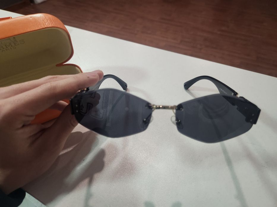 Срочно продаётся Солнцезащитные очки Hermès