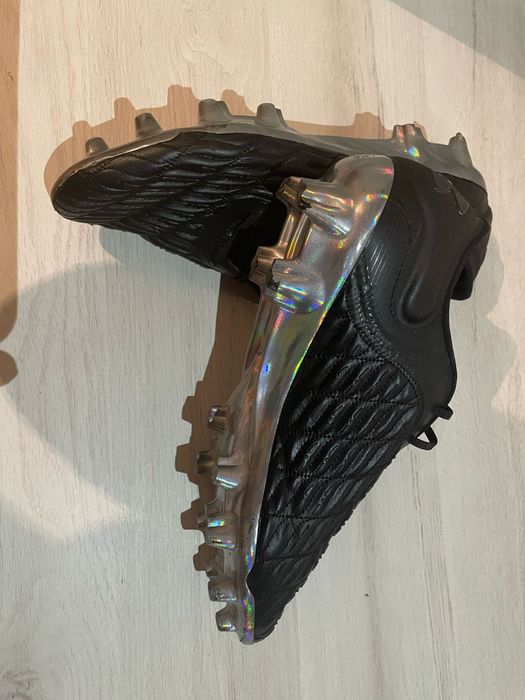 Vând ghete fotbal in stare foarte buna