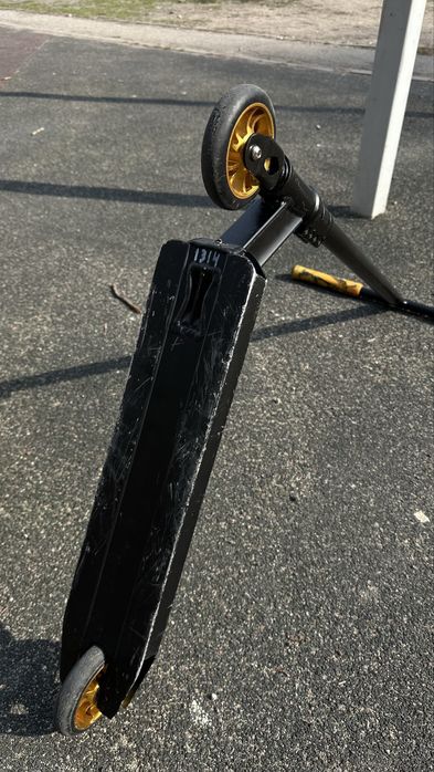 Самокат в отличном состоянии