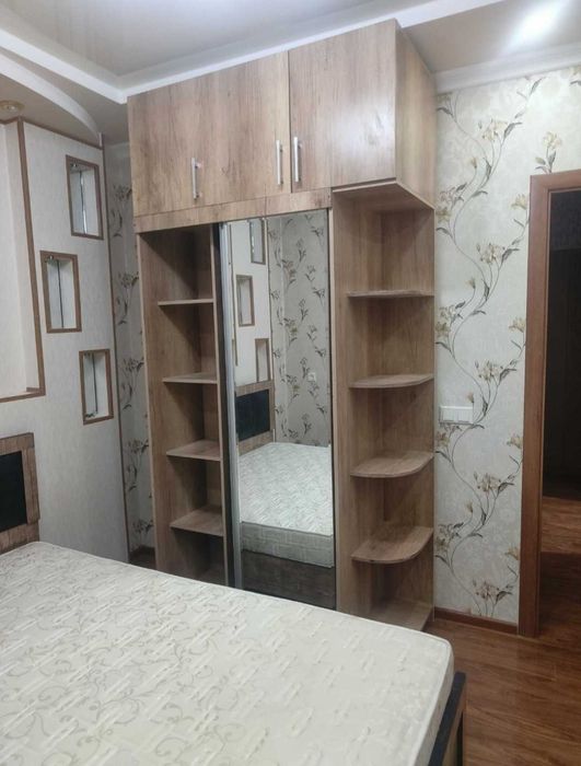 Продаю квартиру Яшнабадский р-он Куйлюк 2-х ком 58м2. 8-этаж 9-этажка