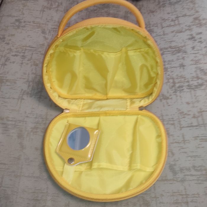 Сумочка объемная косметичка