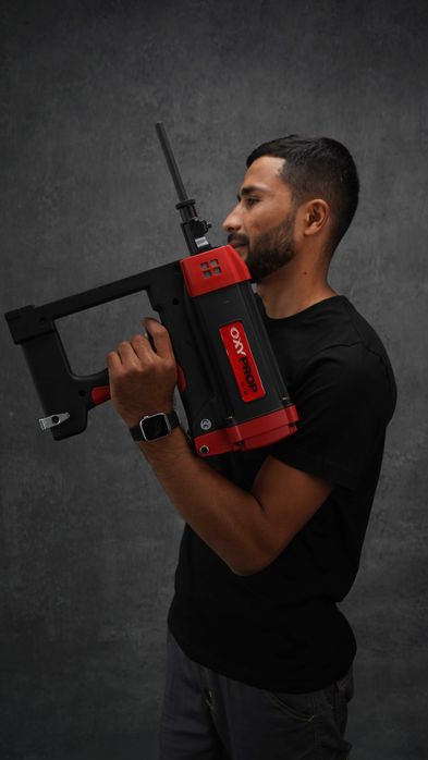 Аккумуляторный монтажный пистолет