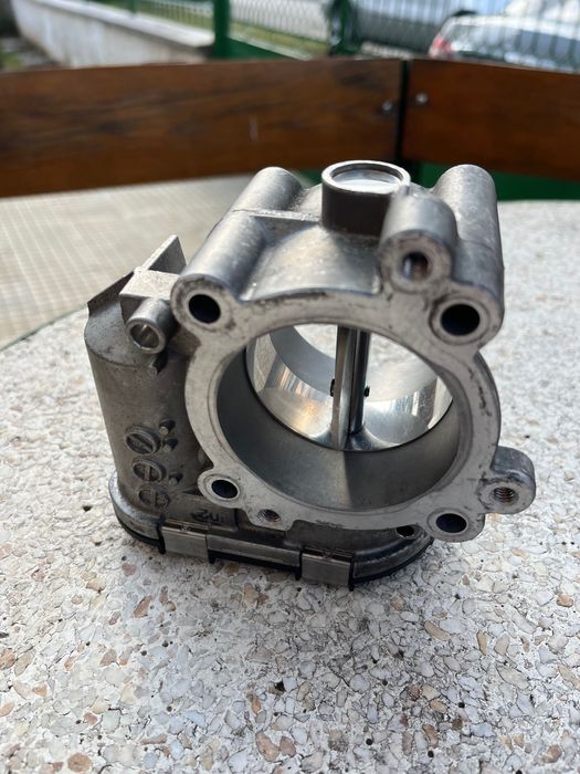 Дросел за Мерцедес OM642 Е350CDI W212