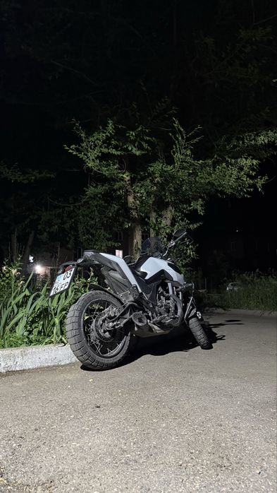 Продам мотоцик Zontes 200U1
