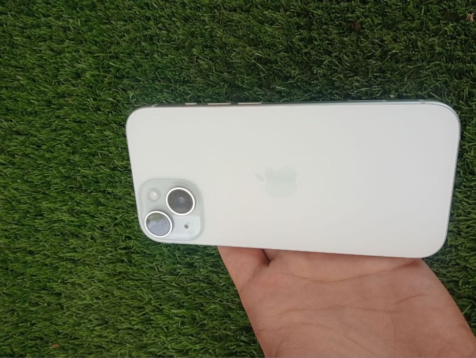Iphone 15 blue titanium