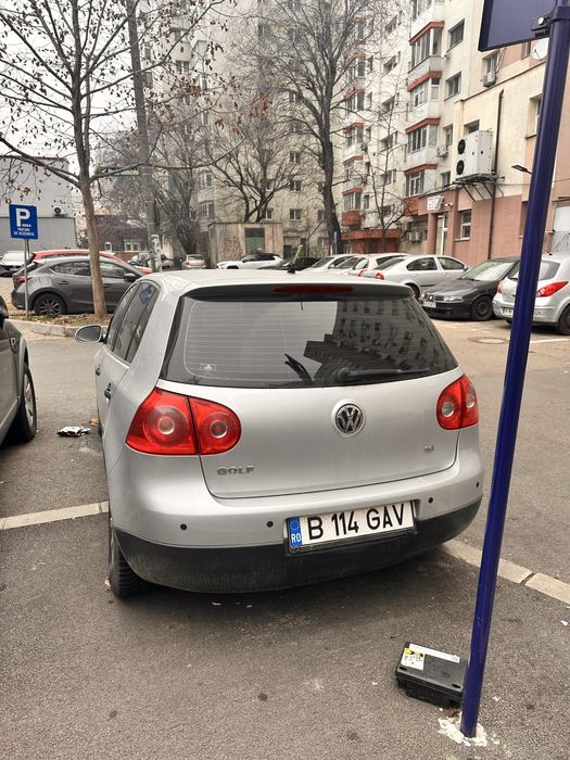 Volkswagen Golf 5 1.6
