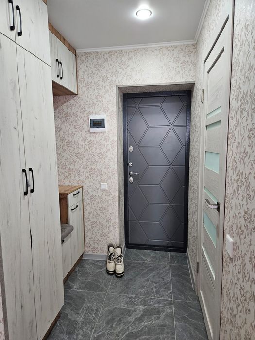 Продам 1 комнатную квартиру.