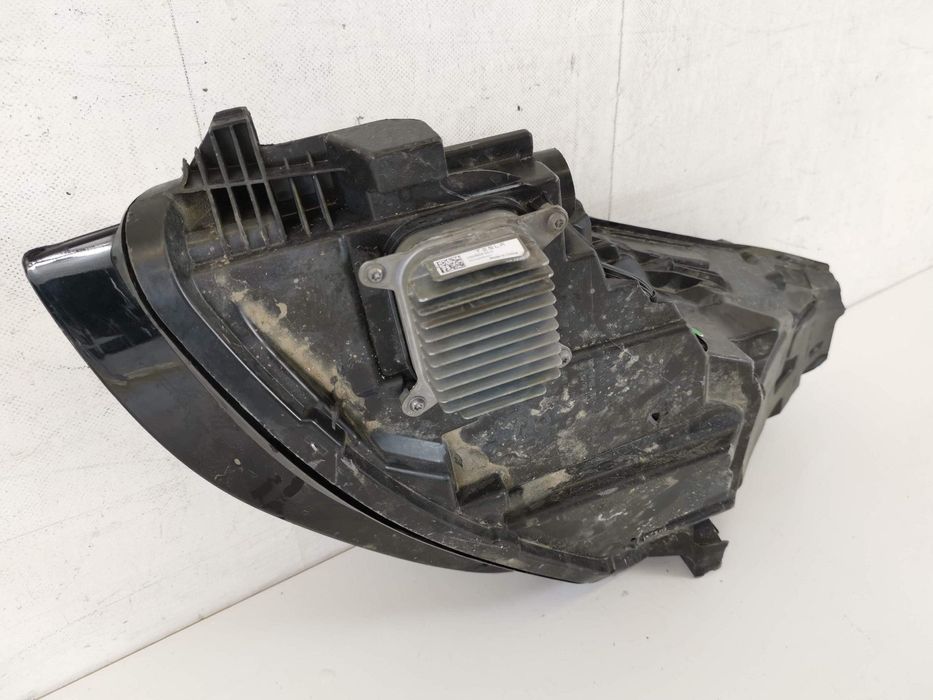 Десен фар / Far Desen Led Tesla Model 3/Y Оригинален Повреден Оригинал