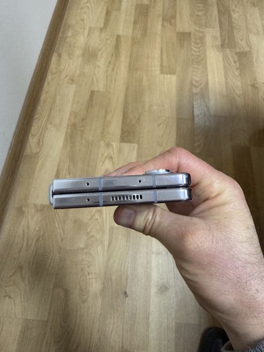 Samsung galaxy fold 5