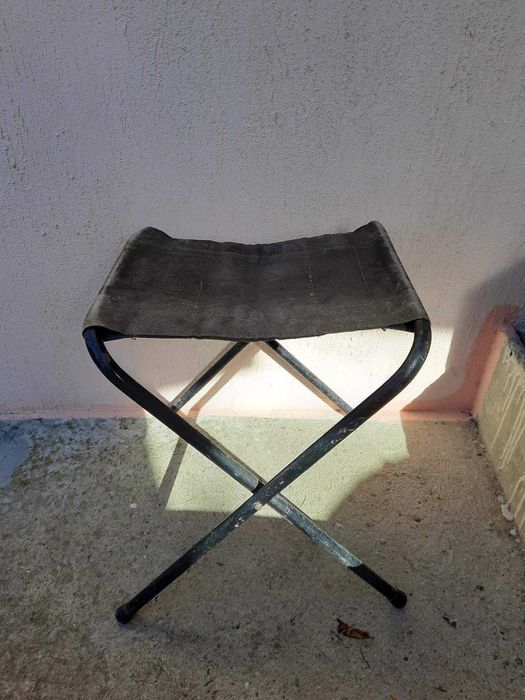 Походно сгъваемо столче за риболов или за къмпинг