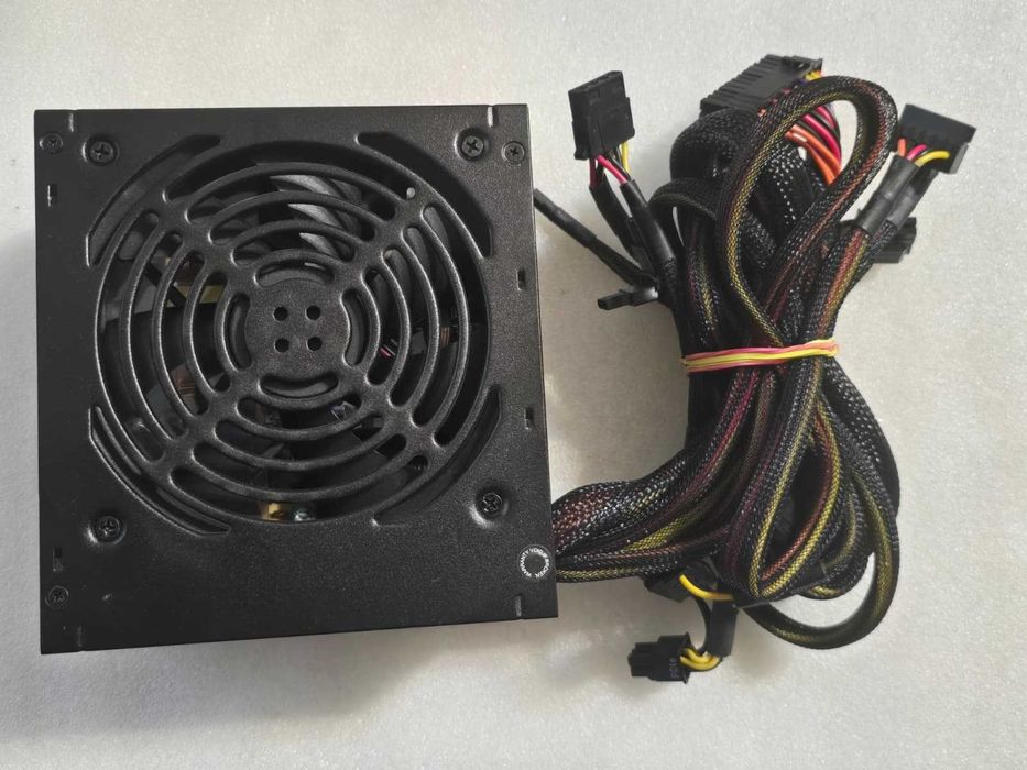 Sursa PC Corsair VS650, 650W, PFC Activ. 120mm, 2 x 6+2 pin PCI-E
