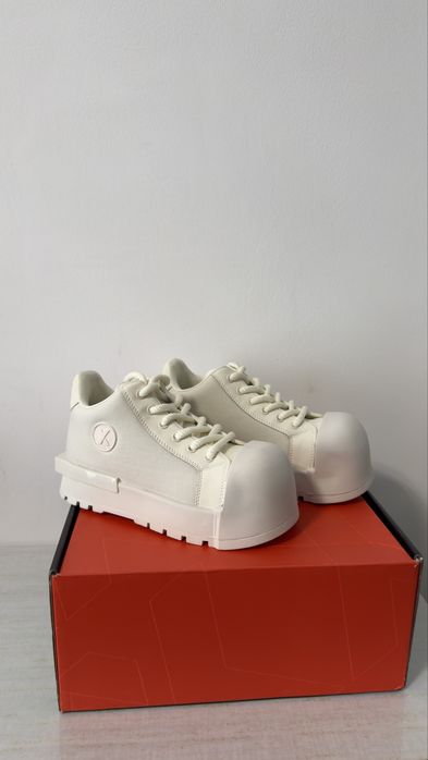 Adidasi GRYXX albi numarul 36 noi cu eticheta