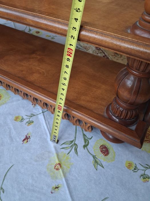 Полка деревянная