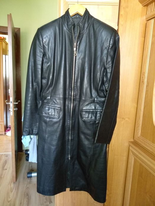 Дамско кожено манто