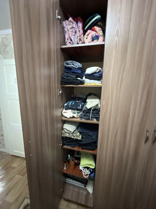 Продам шифоньер в хорошем состоянии
