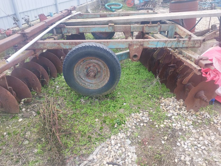 Vând disc  agricol 3.2 m romanesc, grapa cu discuri