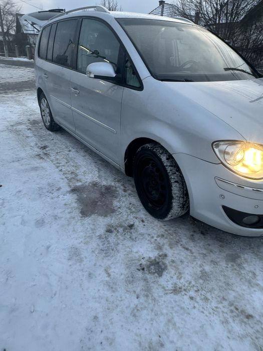 Volkswagen touran 2.0 ,7 locuri ,2009