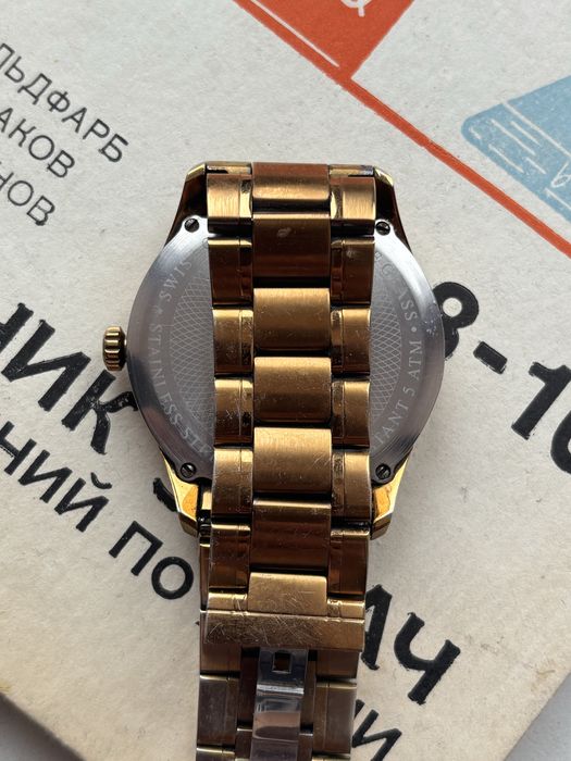 Часы наручные romanson