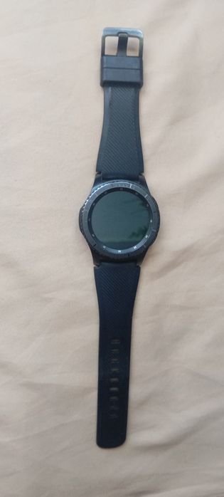 ceasuri  smart inf doar pe tel!