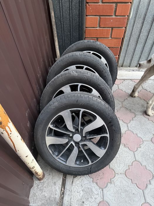 Продам диски с резиной