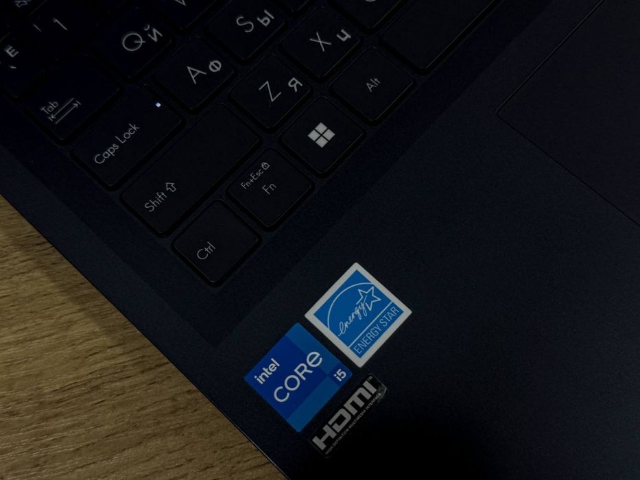 Asus ExpertBook kuchli noutbook 12-AVLOD