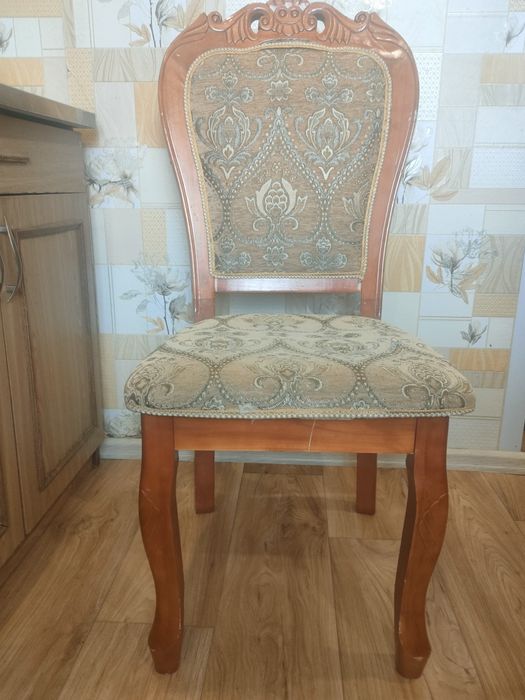 Продам 3 стула Малайзия!! Цена за 3 стула.