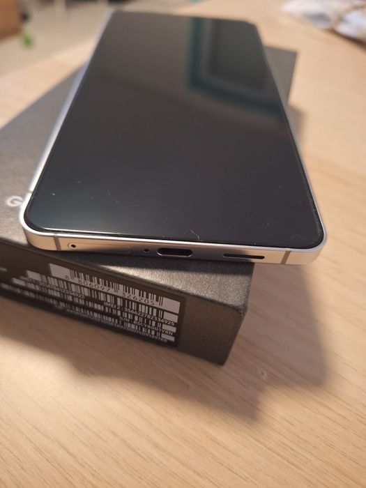 Samsung s25 Edge с гаранция Бартер