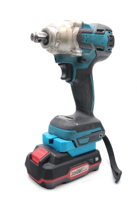 Adaptor baterie Parkside → unealtă Makita