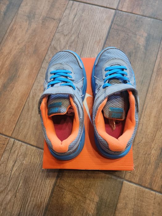 Пролетни гумени за момче"OKAIDI и маратонки Nike "