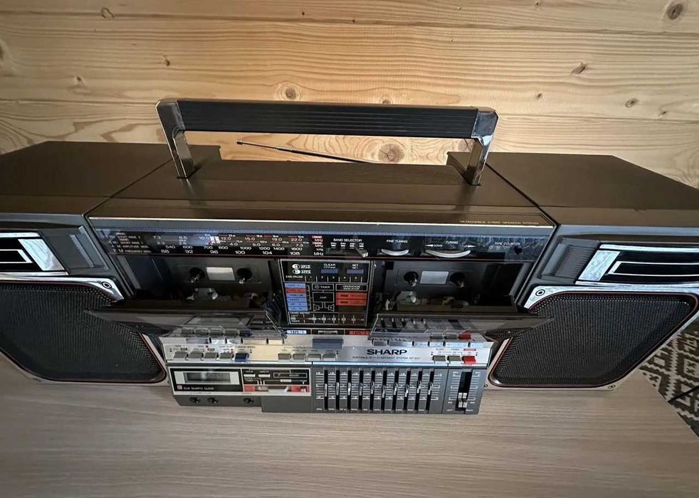Магнитола Sharp GF-800Z