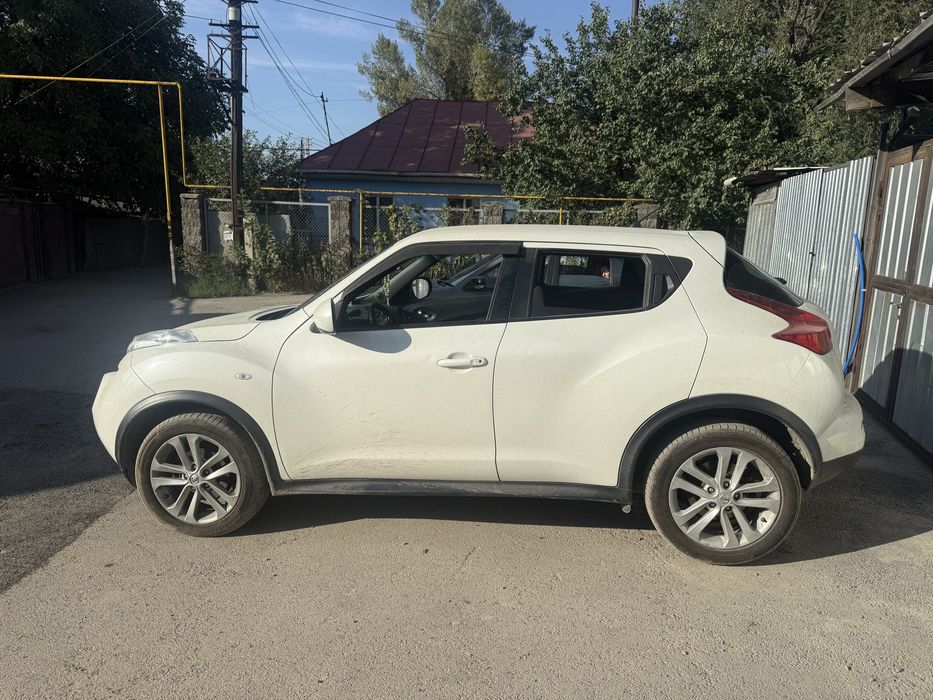 Nissan Juke, 2013 года, вариатор