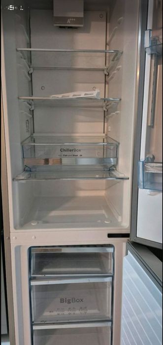 Хладилник с фризер BOSCH