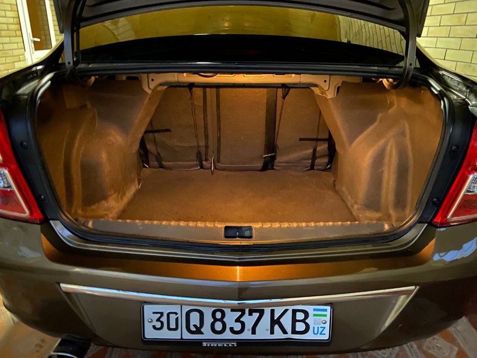 Chevrolet Cobalt sotiladi