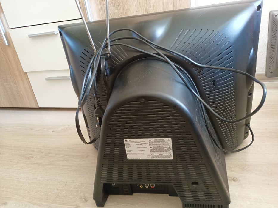 Продам телевизор LD.