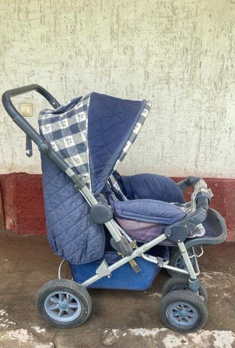 Продам детскую коляску