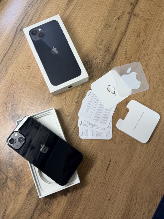 Срочно! Продам айфон 13